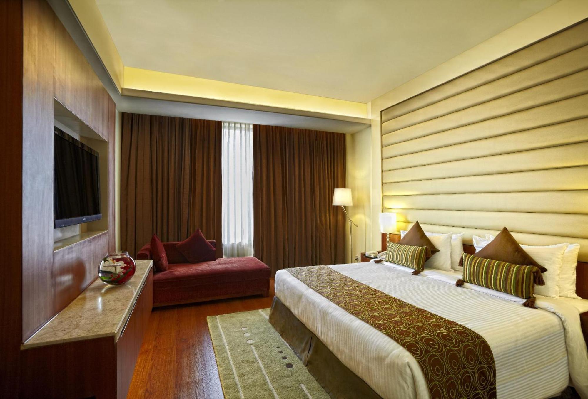 Radisson Blu Hotel Rudrapur Buitenkant foto