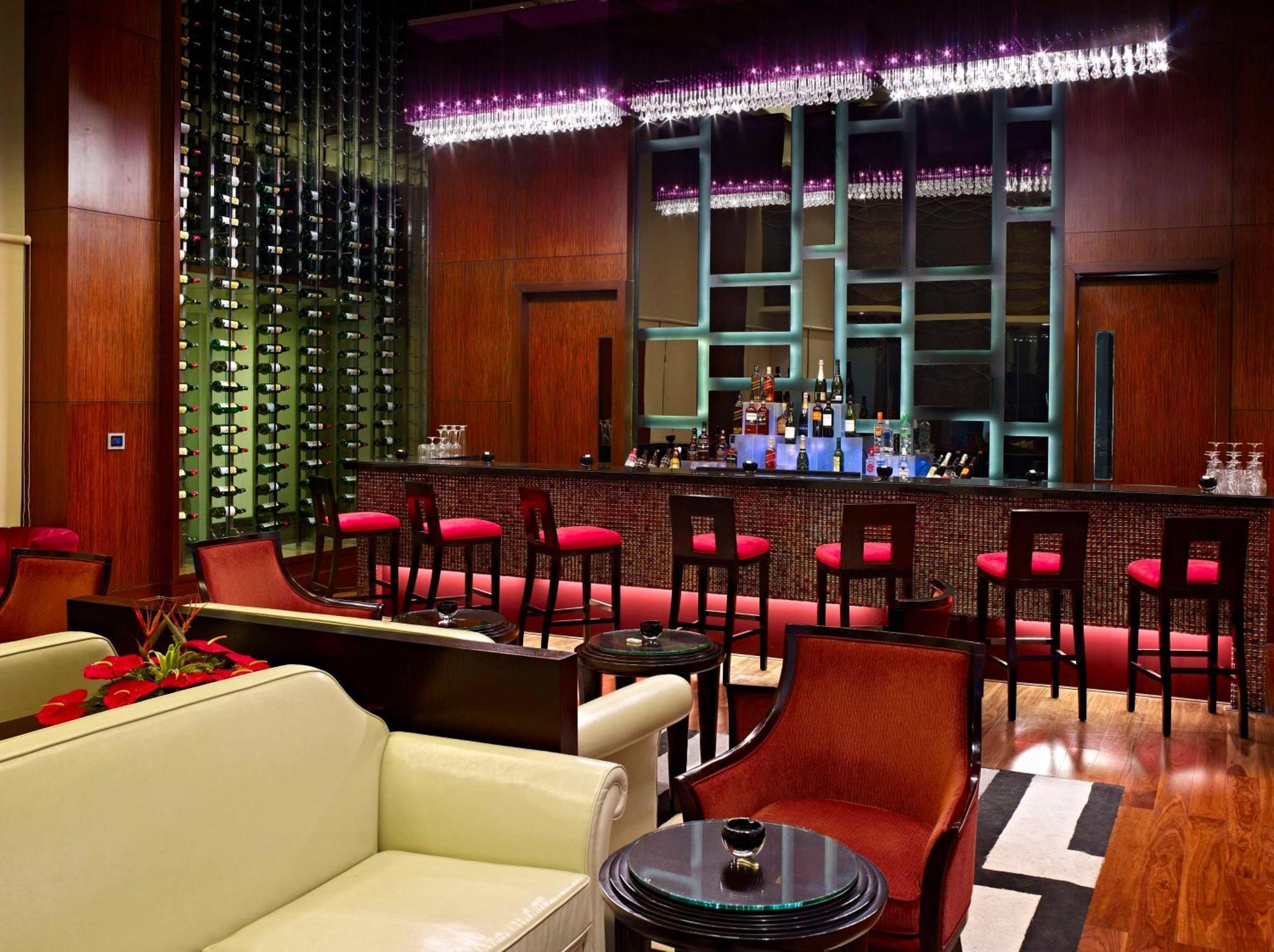 Radisson Blu Hotel Rudrapur Buitenkant foto
